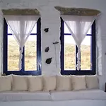 Villa Amelia Beachfront *
