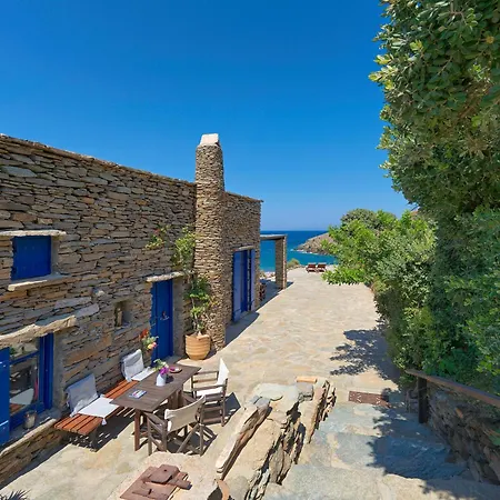 Villa Amelia Beachfront