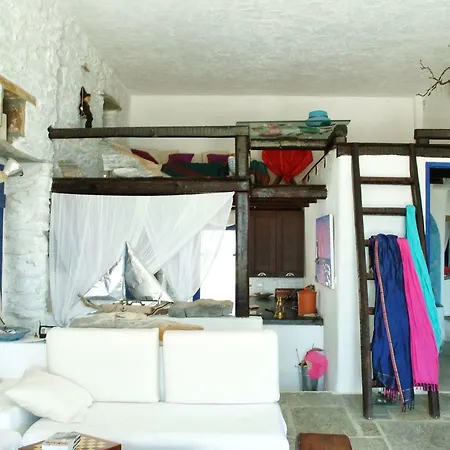 Amelia Beachfront Villa *