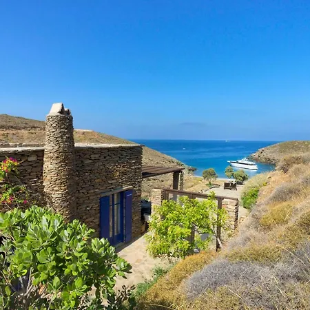 Villa Amelia Beachfront *