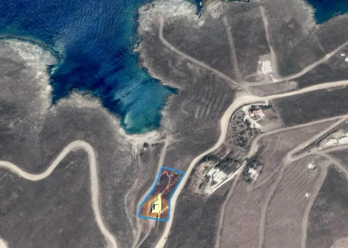 Villa Amelia Beachfront *