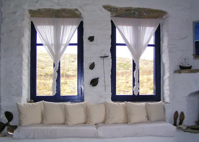 Villa Amelia Beachfront *