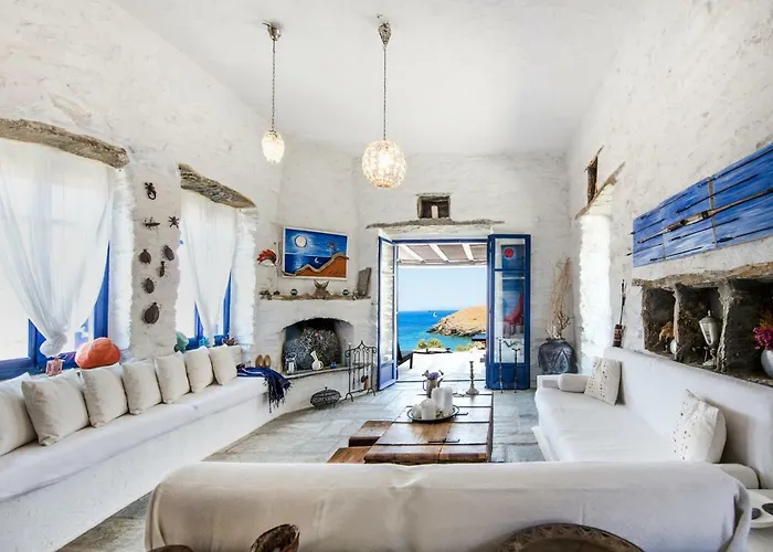 Amelia Beachfront Villa Korissia (Kea)